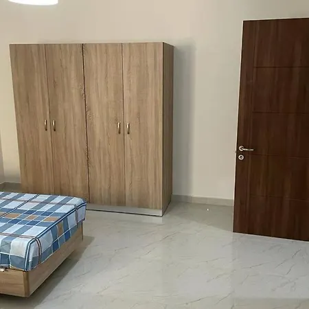 Lovely And Huge 3 Bedroom With Free Park *